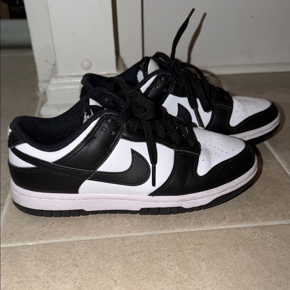 Nike panda Dunk low shoes